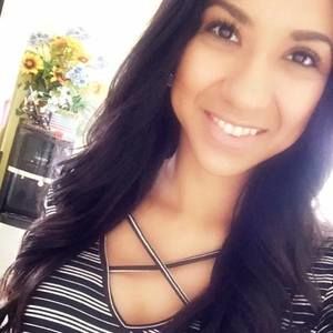 Meet your Posher, Mayra